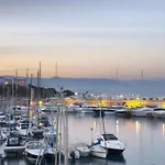 Superbe Coin Nuit Piscine Et Tennis Antibes