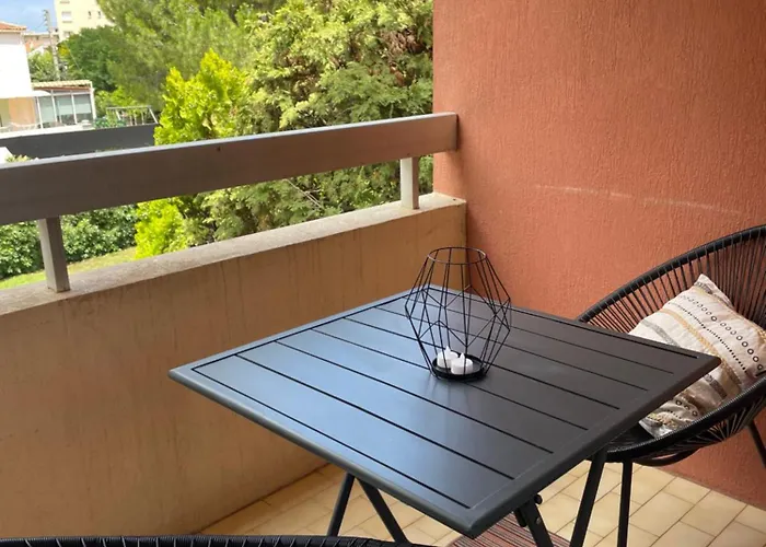 Lejlighed Superbe Coin Nuit Piscine Et Tennis Antibes